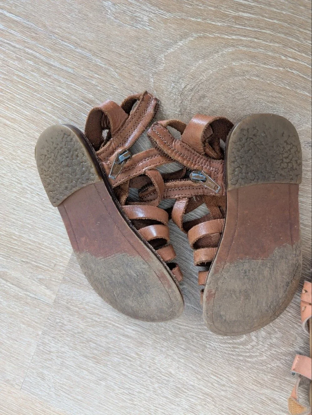 ✨4 for 12 Tan/Brown Sandal Bundle, Size 9